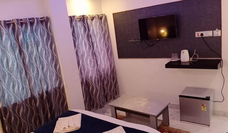 Room Details